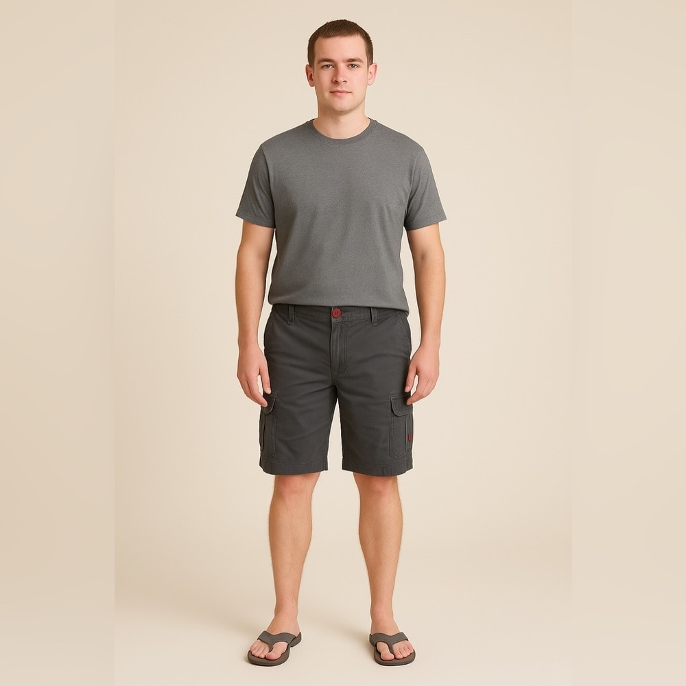 Airwalk Charcoal Cargo Shorts for Men. Size 30.